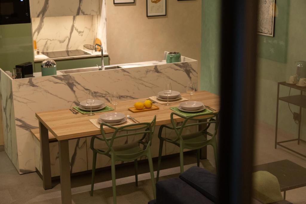 Loft Bianca Mano Apartment Rome Bagian luar foto